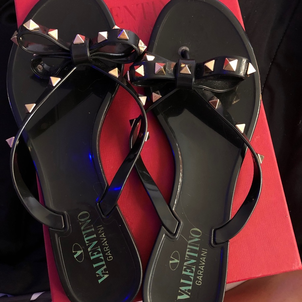 AUTHENTIC VALENTINO SANDALS